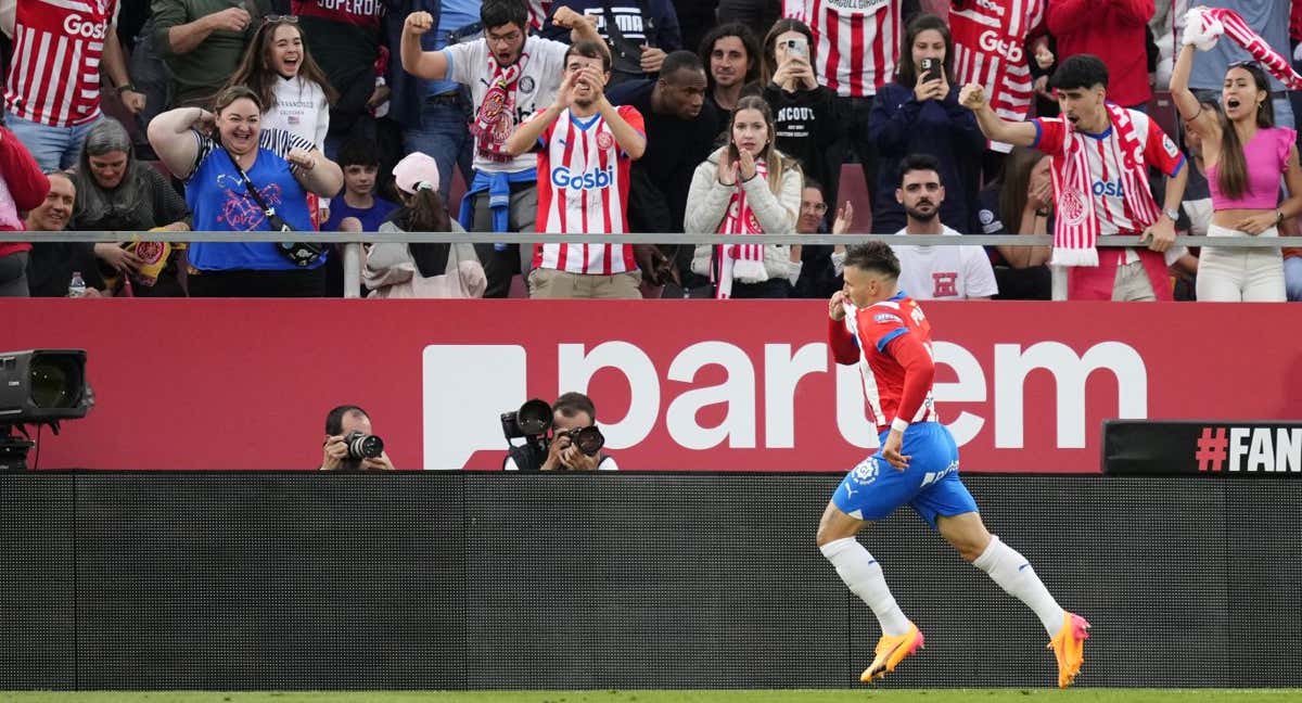 Portu celebra el 2-2 a los 20 segundos de entrar en el terreno de juego. /AFP