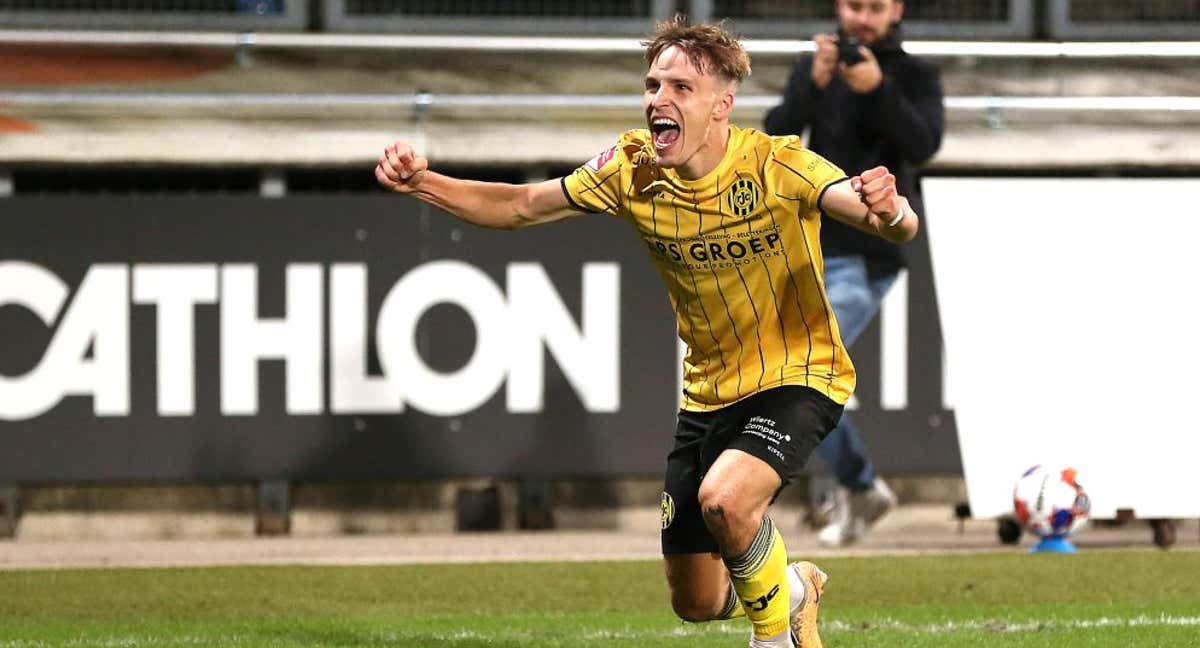 Uno de los jugadores del Roda JC que celebró el 'ascenso'. /RODA JC KERKRADE