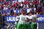 El Betis aprovecha la roja a Moncayola para meter la directa hacia Europa