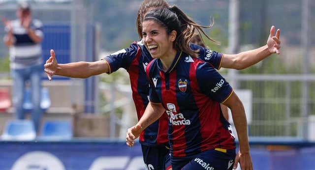 Cuando Alba Redondo se fue a Estados Unidos y volvió a los pocos meses: «Me pasé el vuelo entero llorando»