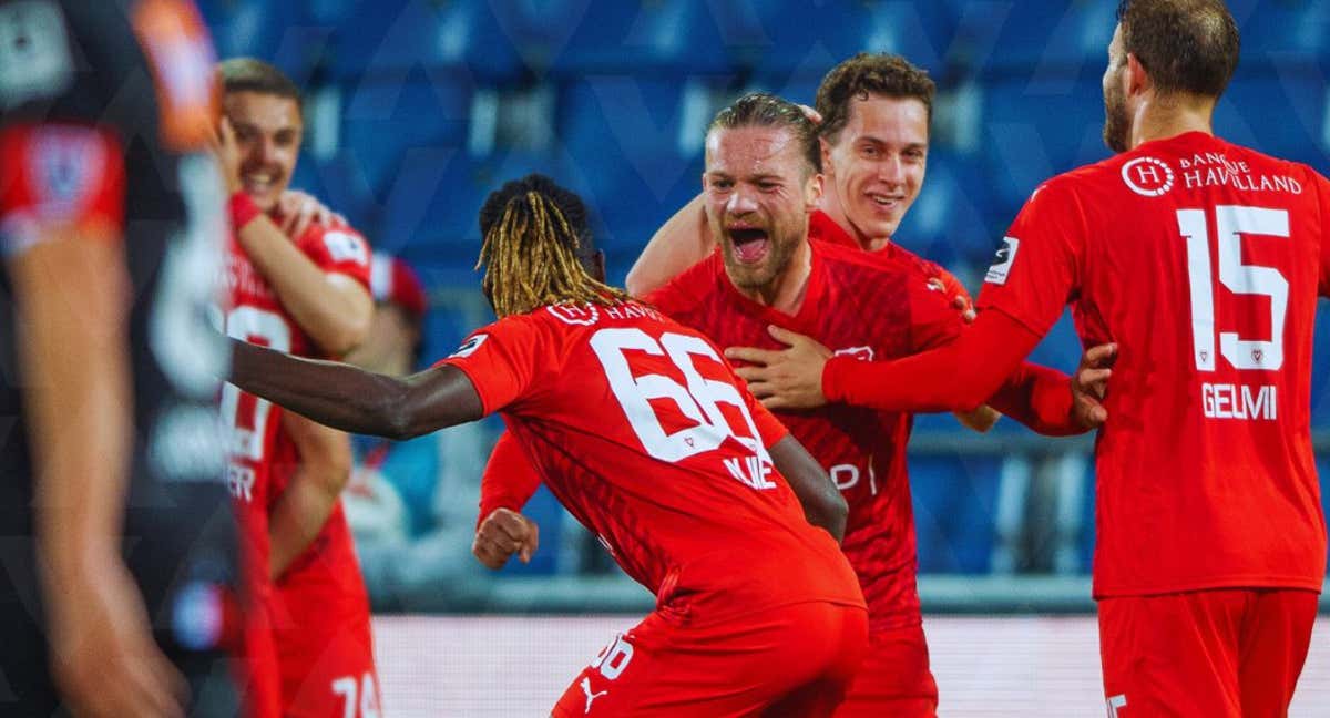 El Vaduz celebra un gol./