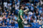 El ascenso como primer reto de Joan Garcia, al que N'Kono ve en la Selección: «A veces cuando paro, me digo 'esto lo hacía Diego López'»