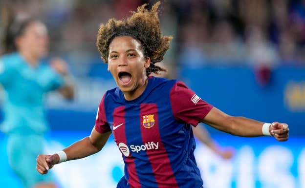 Vicky López celebrando el primer gol.  EFE