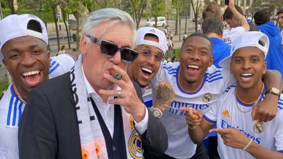 Ancelotti celebra la pasada Liga del Real Madrid./