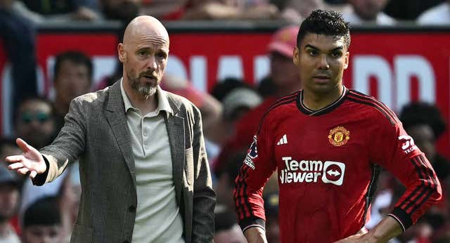 El Manchester United elimina viejos hábitos de sus empleados: sin teletrabajo, sin viaje pagado a Wembley, sin gala de fin de curso…