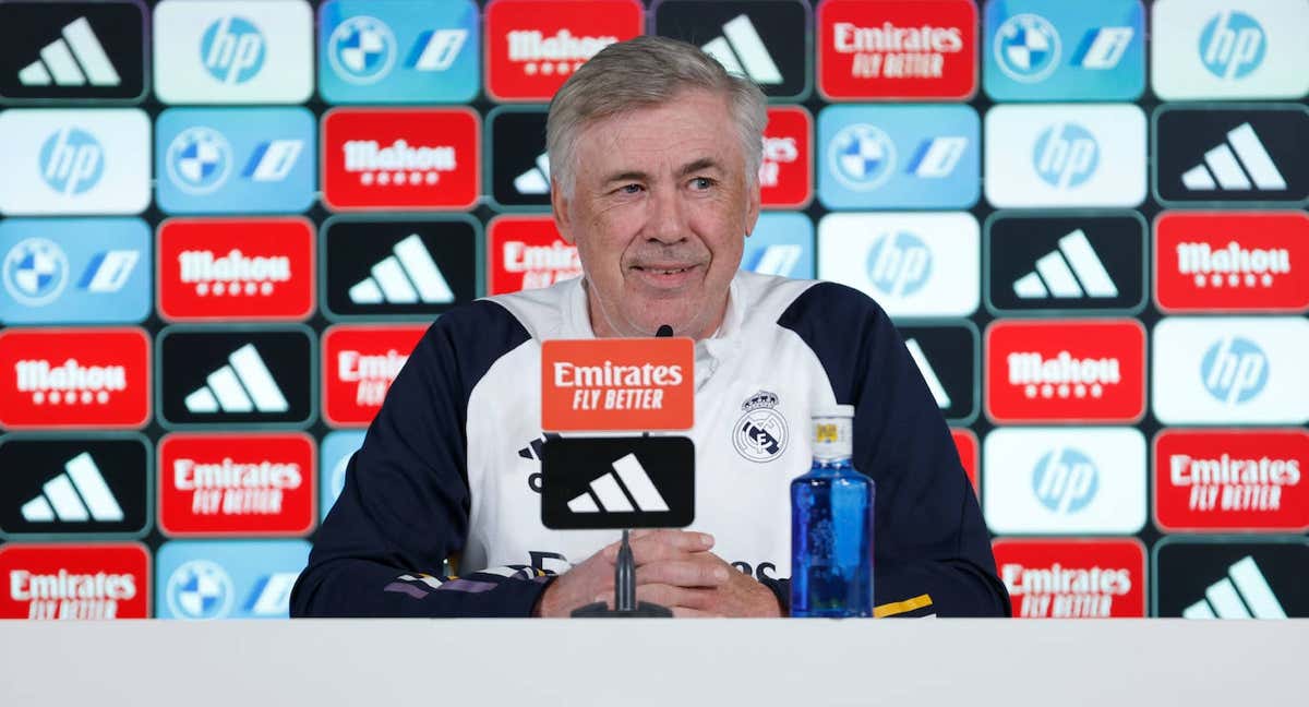 Carlo Ancelotti, en la sala de prensa de Valdebebas./Real Madrid