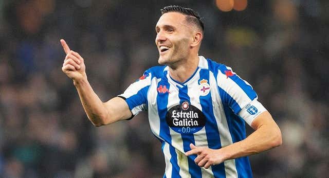 La curiosa ‘deuda’ de Manolo Lama con Lucas Pérez… por su hijo y un gol en el 94′: “Se la tenía apuntada y tú me debes una mariscada”