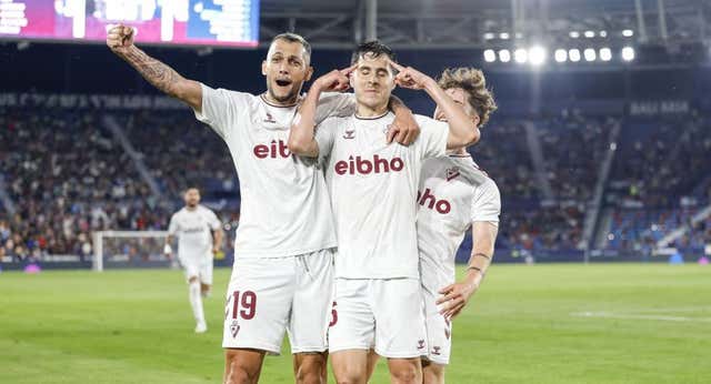 Álvaro Tejero brilla con el Eibar, firma su primer doblete y sueña volver a Primera