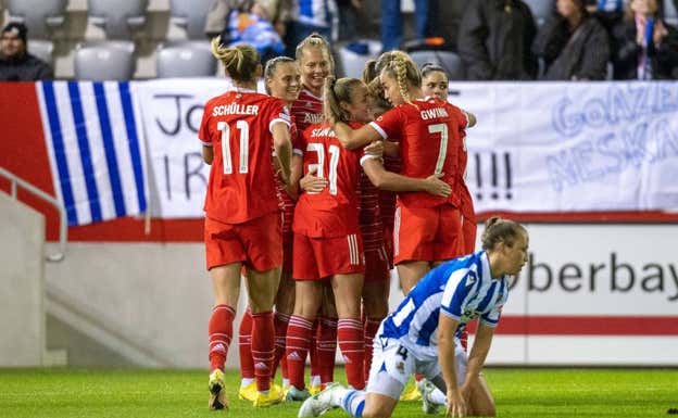 Las jugadoras del Bayern celebran un gol en Champions contra la Real.  REUTERS