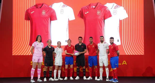 Los motivos por los que la Selección de fútbol sala viste Joma y no Adidas
