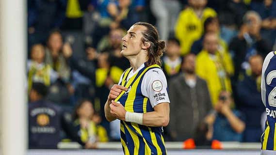 Soyüncü marcó su primer tanto con el Fenerbahçe. /@syncaglar