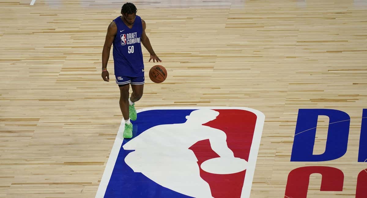 Bronny James durante el Draft Combine de la NBA./USA Today Sports