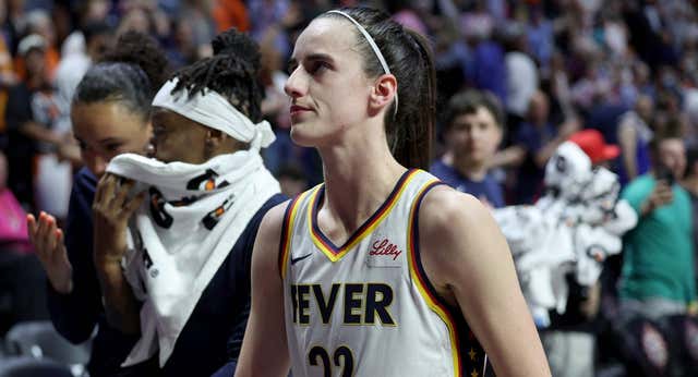 Delirio en las gradas, 20 puntos y una «decepción» dan comienzo al reinado de Caitlin Clark en la WNBA