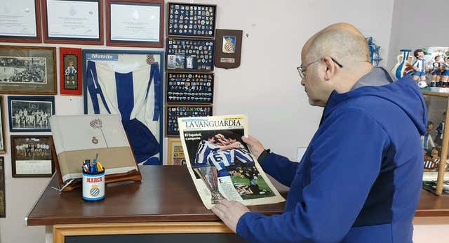 El misterio de la portada de La Vanguardia que dio como campeón de la UEFA de 1988 al Espanyol: «No puedo desvelar cómo la conseguí»