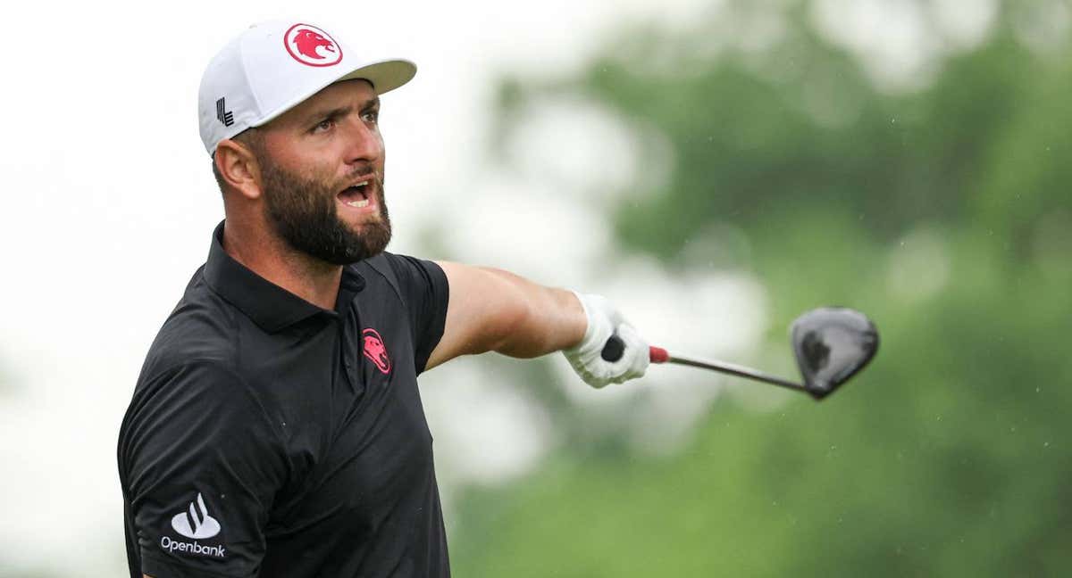 Jon Rahm se lamenta de uno de sus golpes. /Reuters