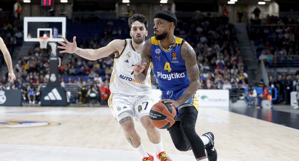 Lorenzo Brown, esta temporada, ante Campazzo. /GETTY IMAGES