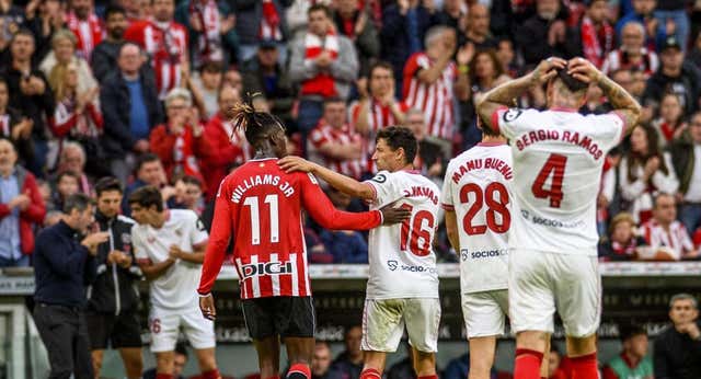 Le Normand, Jesús Navas y Gayá alarman a De la Fuente a ocho días de la lista