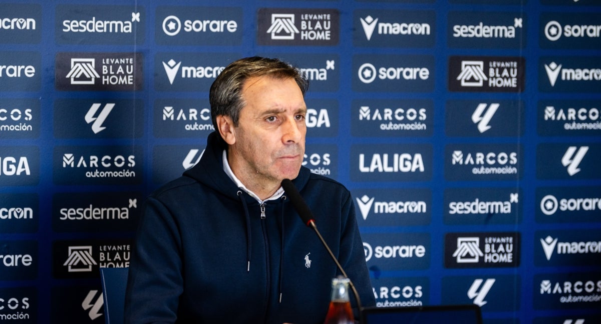 Felipe Miñambres, entrenador del Levante.