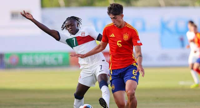 España se complica la vida en el Europeo Sub-17