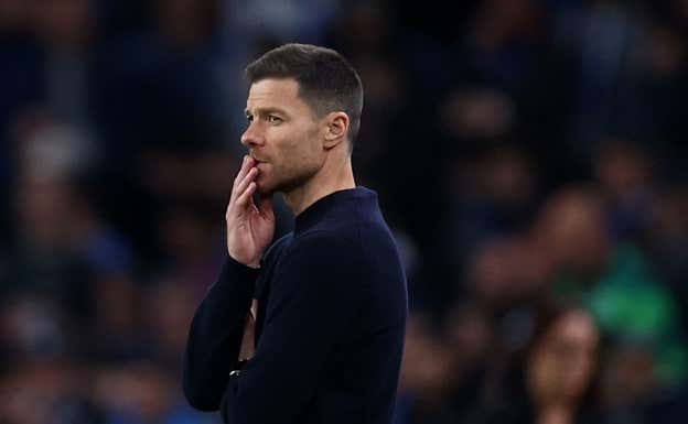 Xabi Alonso durante el encuentro.  REUTERS