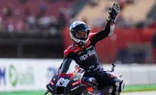 El señor mayor de Aprilia aprieta, pero no ahoga