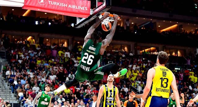 Lessort lleva en volandas a Panathinaikos a la final… ¡trece años después!