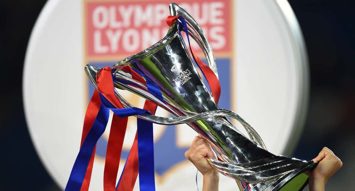 Trofeo de la Champions League Femenina. /GETTY