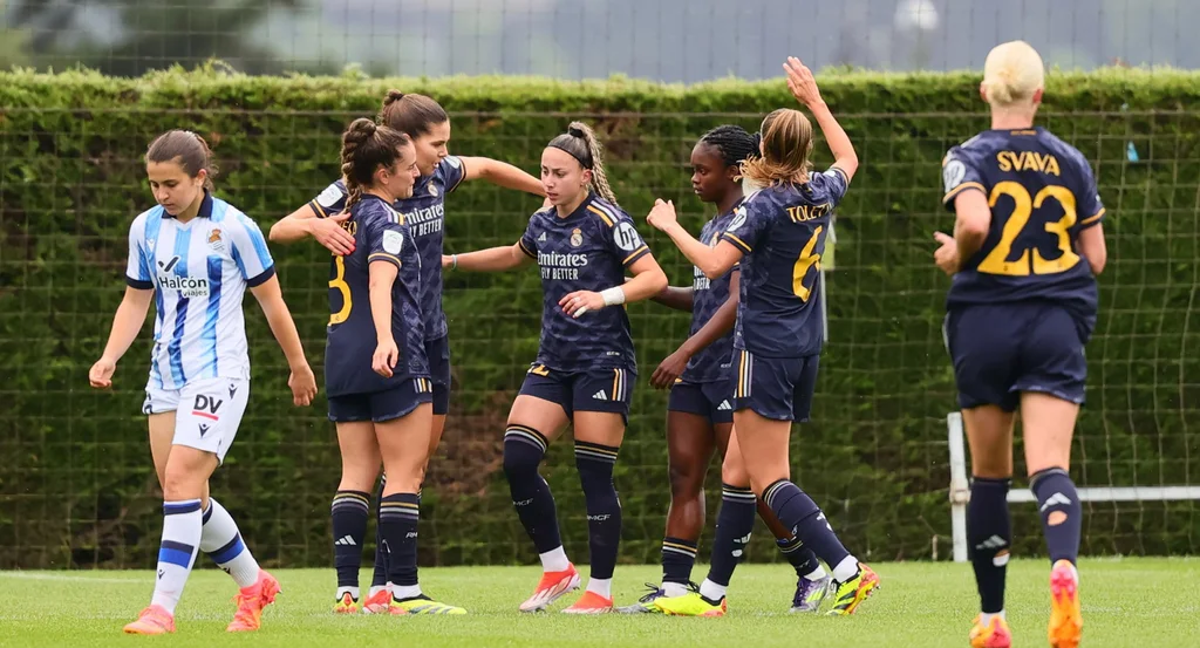 Las jugadoras del Real Madrid celebran uno de los goles marcados. /REAL MADRID.