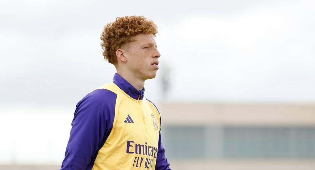 Jeremy de León, durante un entrenamiento con el primer equipo./10jeremyandre