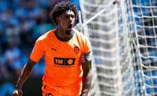 Thierry se exhibe en Balaídos con el Valencia abierto a venderle