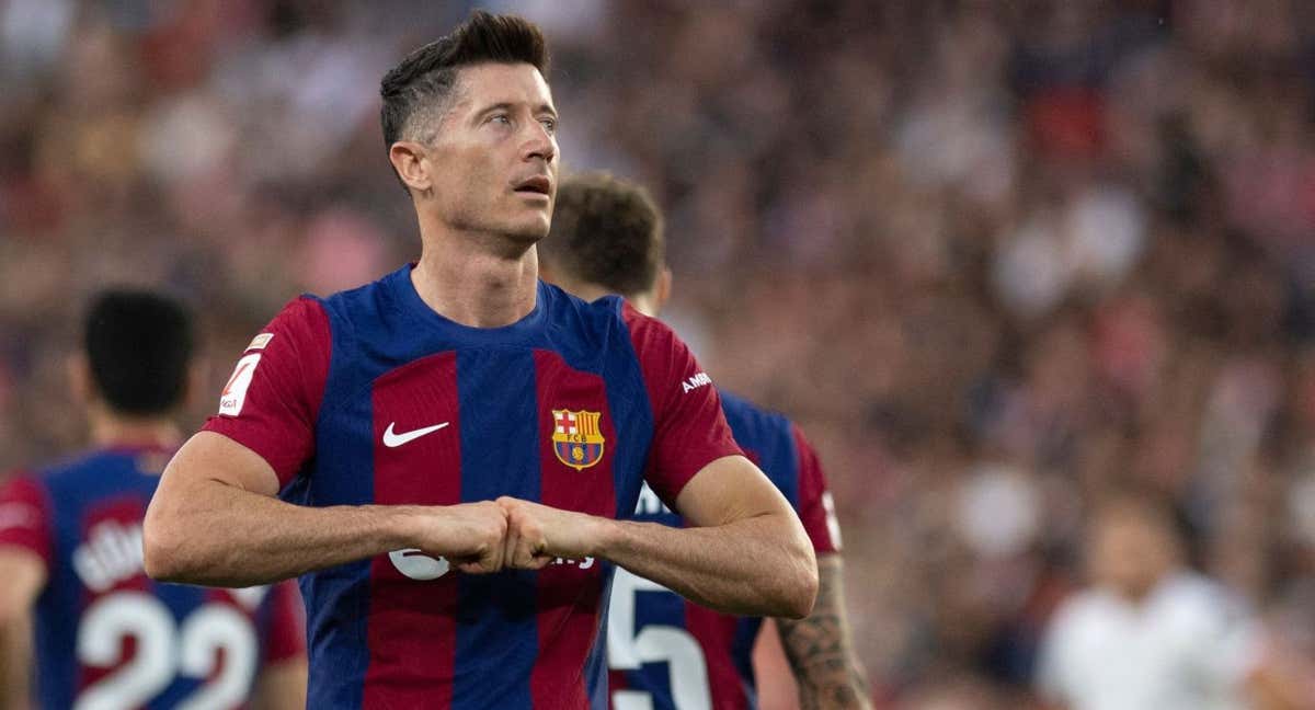 Lewandowski marcó ante el Sevilla su decimonoveno gol en LaLiga.