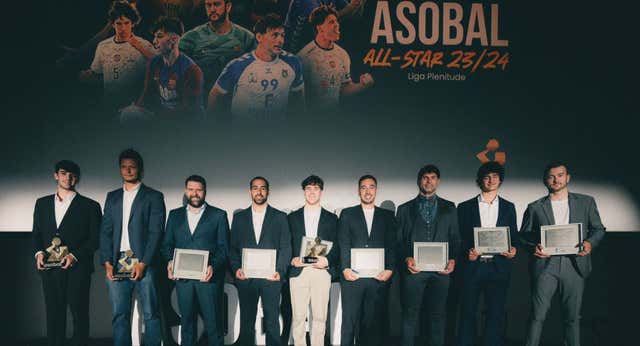 La Liga ASOBAL junta el pasado, presente y futuro del mejor balonmano español