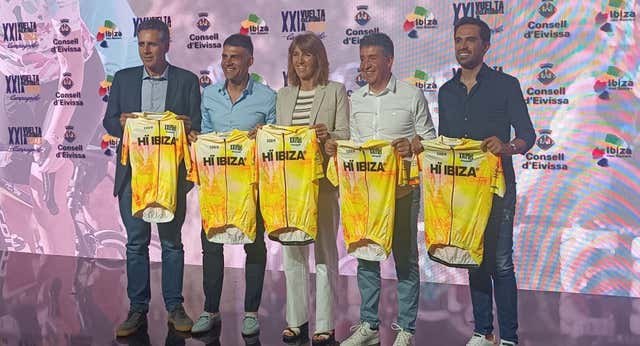 Ibiza reúne a seis ganadores del Tour de Francia para celebrar el ‘boom’ del ciclismo en la isla