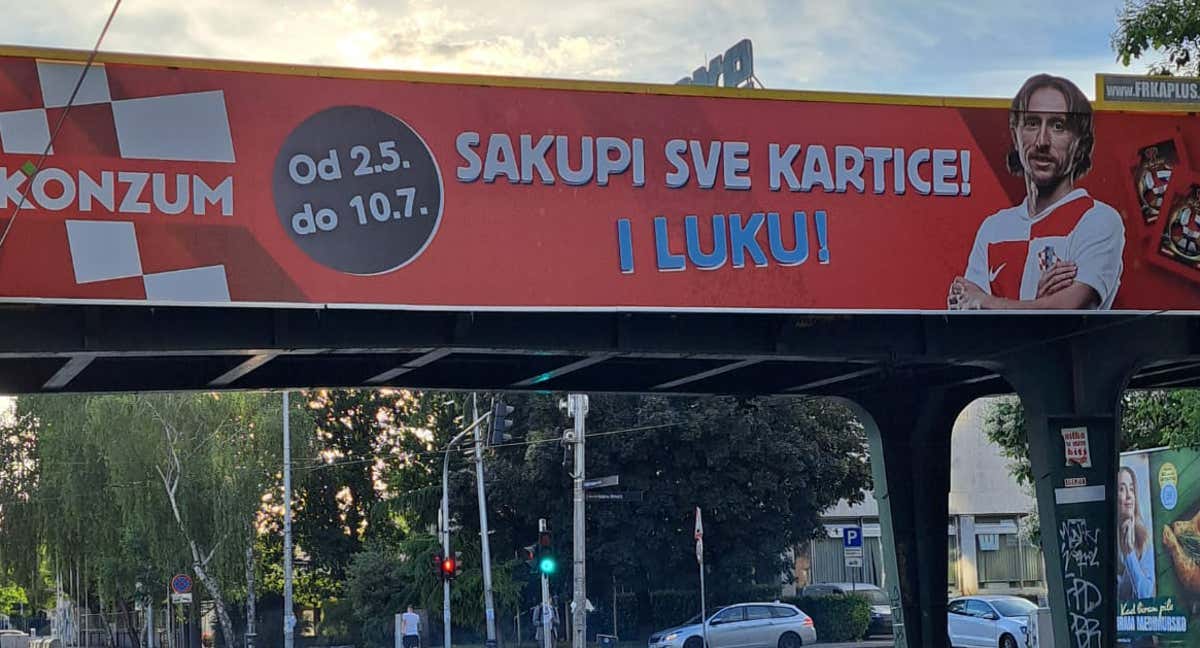 Un cartel de Luka Modric en la ciudad.