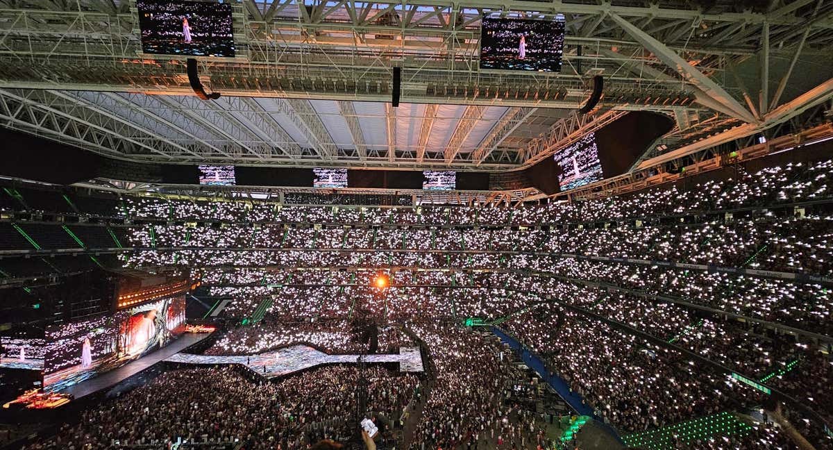 Lo mejor del concierto de Taylor Swift en el Bernabéu: "Me río yo del City,  hoy he vendido el triple" | Relevo