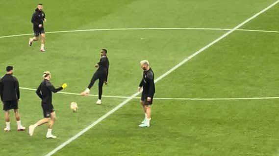 Süle, en el entrenamiento del Dortmund./RELEVO