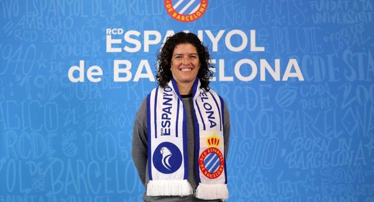 Cabezón jugó en Espanyol, Barça y Levante y fue internacional.