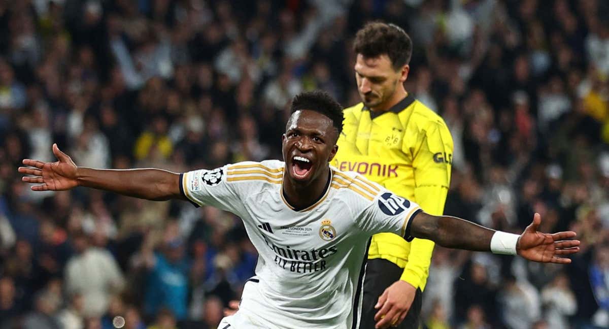 Vinicius celebra el segundo gol al Borussia Dortmund en la final de Champions.
