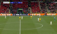 El plano del bochorno: cuando un canapé vale más que una final de la Champions