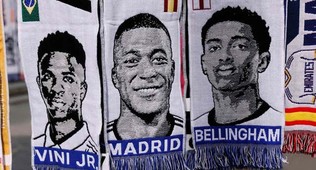 Descifrando la mejor posición para Mbappé al lado de Vinicius