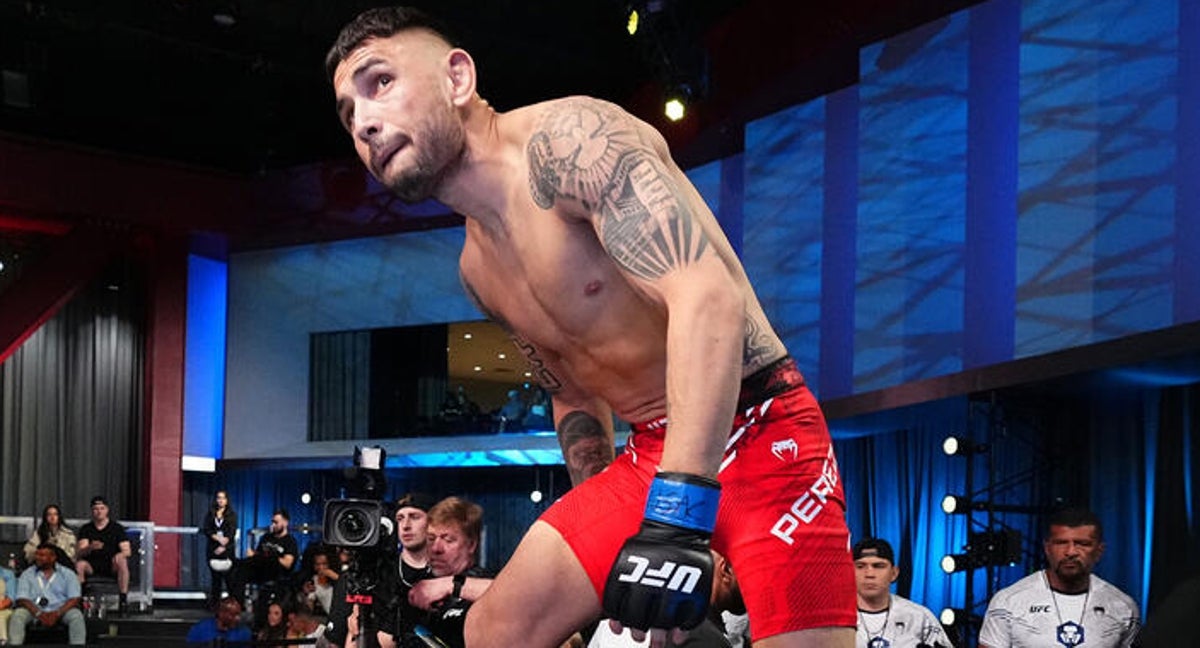 Alex Pérez.