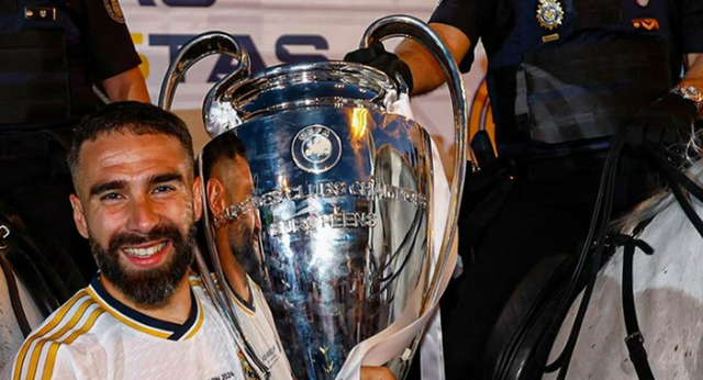 Carvajal corona su foto (y temporada) más especial: “Verte montando a caballo después de tantos años me llena de orgullo”