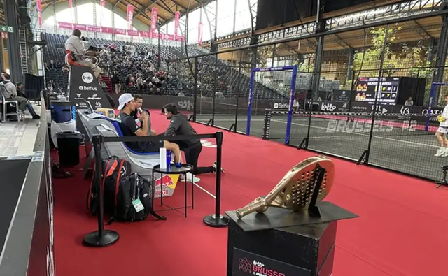 El cambio de normativa audiovisual que ha generado tanto ruido en los banquillos de Premier Padel