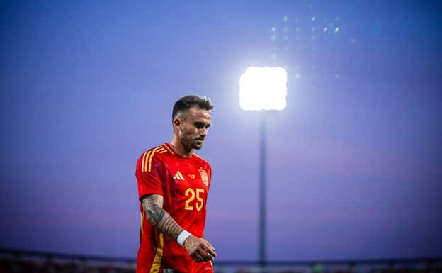 Aleix García, frente a Andorra.  RFEF