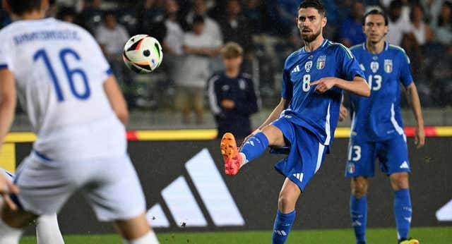 Italia coge impulso antes de la Eurocopa… pero sin presumir