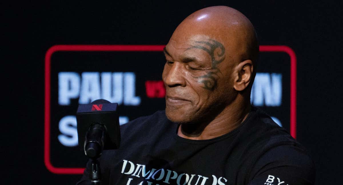 Mike Tyson en una conferencia sobre el combate contra Jake Paul /Reuters