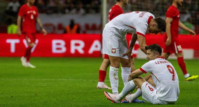 Las dudas de Polonia para la Eurocopa: la baja de Lewandowski y la esperanza de Zalewski