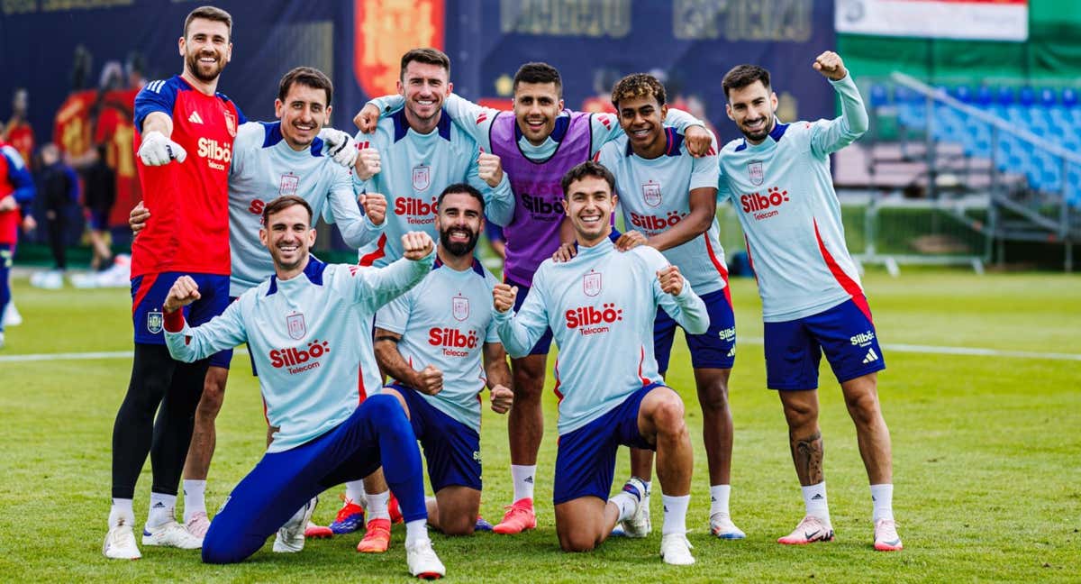 La Selección ha trabajado esta mañana en el campo de entrenamiento de Aasen. /RFEF