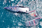 La espectacular rotura de mástil del Alinghi Red Bull en Barcelona con 20 nudos de viento