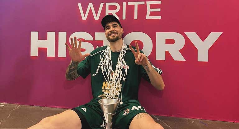 Juancho Hernángomez tras ser campeón de la Euroliga.